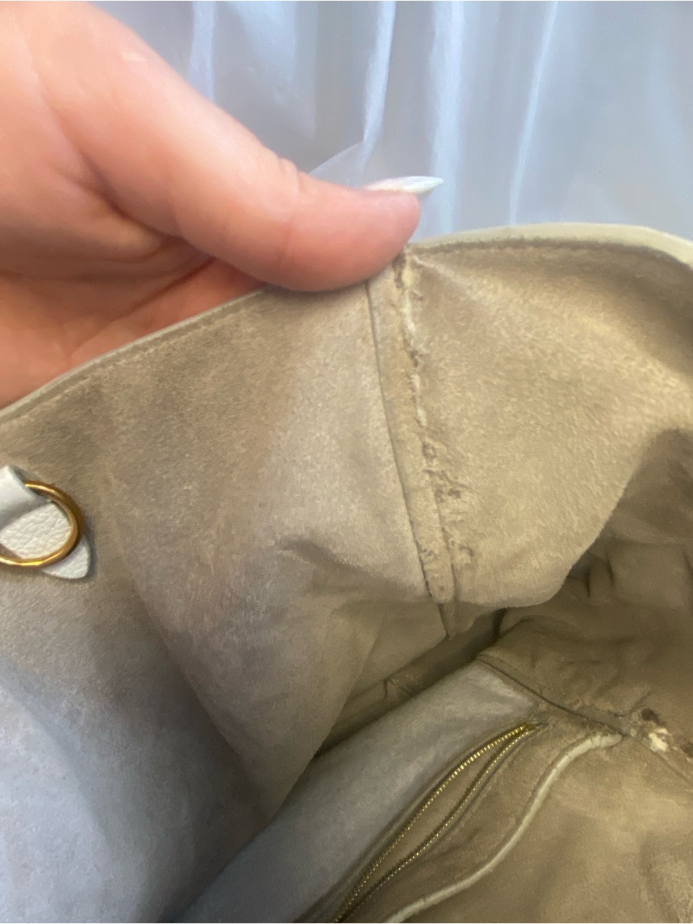 ✨ Celine Seau Sangle Medium – Rare White Colorway ✨ - Picture 11 of 12